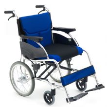 MIKI三貴手動(dòng)輪椅車(chē)MCSC-43L 藍(lán)色 W4加寬型超彈性扶手  航太鋁合金，強(qiáng)度加倍 藍(lán)色